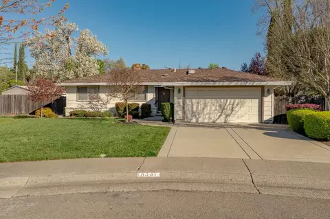 Exterior - 5301 De John Ave, Carmichael, CA 95608 photo 1 of 15