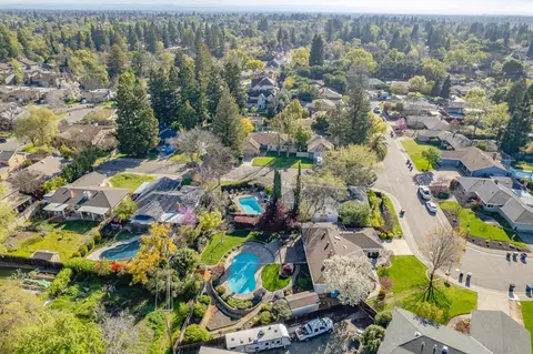 View/Area - 5301 De John Ave, Carmichael, CA 95608 photo 7 of 11