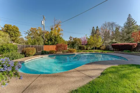 Exterior - 5301 De John Ave, Carmichael, CA 95608 photo 9 of 15