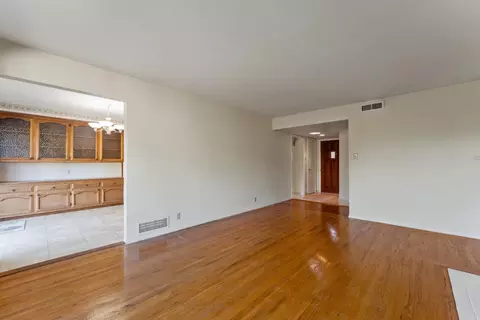 Living - 5301 De John Ave, Carmichael, CA 95608 photo 4 of 7