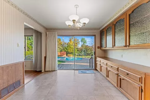 Dining - 5301 De John Ave, Carmichael, CA 95608 photo 1 of 1