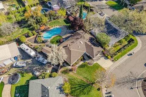 View/Area - 5301 De John Ave, Carmichael, CA 95608 photo 3 of 11