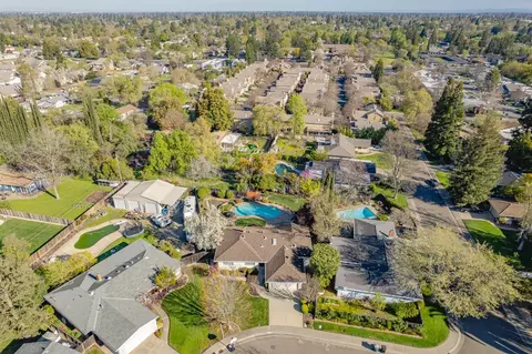View/Area - 5301 De John Ave, Carmichael, CA 95608 photo 10 of 11