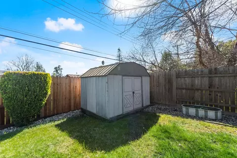 5434 Earnell St, Carmichael, CA 95608 photo 41