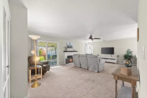 5434 Earnell St, Carmichael, CA 95608 photo 24