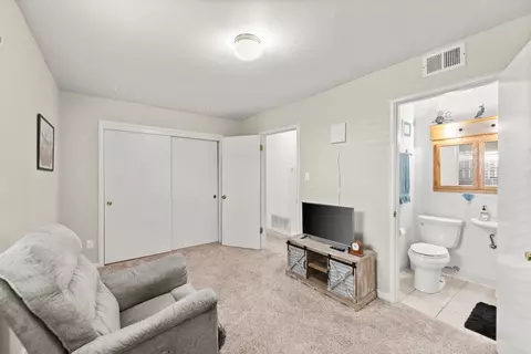 5434 Earnell St, Carmichael, CA 95608 photo 18