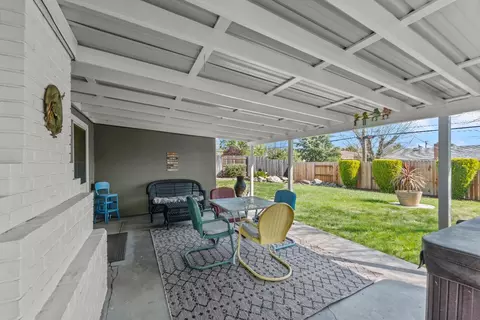 5434 Earnell St, Carmichael, CA 95608 photo 36