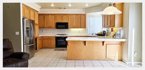 Kitchen - 4416 Durance Dr, Modesto, CA 95356 photo 1 of 4