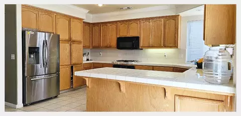 Kitchen - 4416 Durance Dr, Modesto, CA 95356 photo 2 of 4