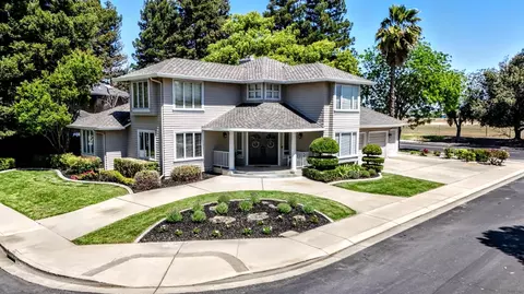 Exterior - 1917 Lakeshore Dr, Modesto, CA 95355 photo 1 of 3