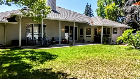 Exterior - 1917 Lakeshore Dr, Modesto, CA 95355 photo 2 of 3