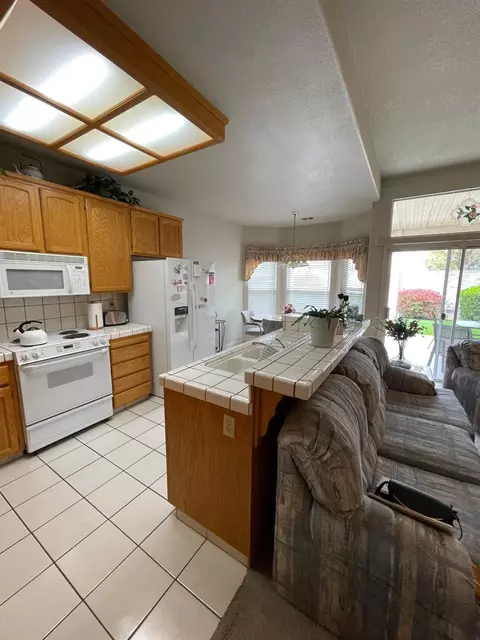 2221 Lantern Dr, Modesto, CA 95355 photo 12