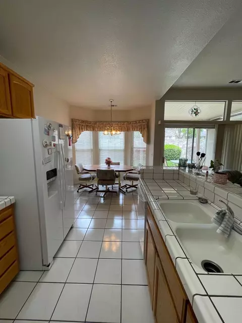 2221 Lantern Dr, Modesto, CA 95355 photo 13