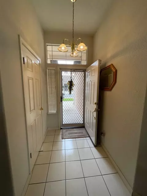 2221 Lantern Dr, Modesto, CA 95355 photo 16