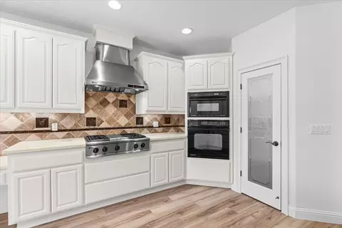 Kitchen - 259 Knolls Dr, Copperopolis, CA 95228 photo 2 of 4