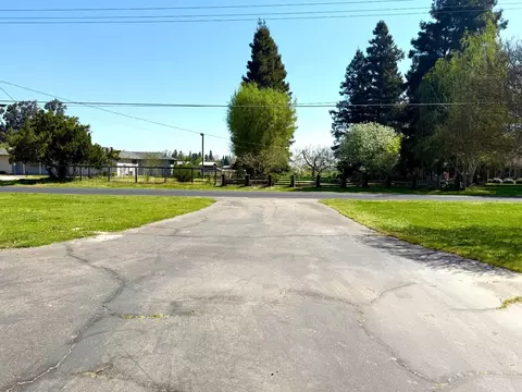 Exterior - 1307 S Johnson Rd, Turlock, CA 95380 photo 8 of 21