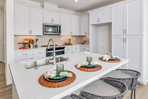 Kitchen - 4088 Porton Ln, Carmichael, CA 95608 photo 2 of 5