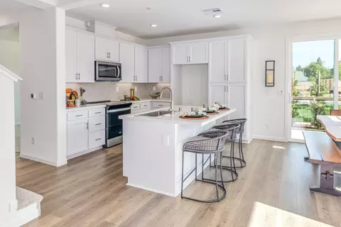 Kitchen - 4088 Porton Ln, Carmichael, CA 95608 photo 1 of 5