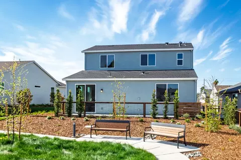 Exterior - 4088 Porton Ln, Carmichael, CA 95608 photo 4 of 7