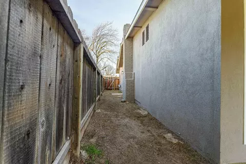 1605 Vallejo Dr, Modesto, CA 95355 photo 38