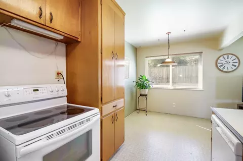 Kitchen - 6132 Sylvester, Carmichael, CA 95608 photo 3 of 7