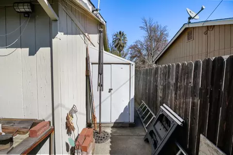 Exterior - 6132 Sylvester, Carmichael, CA 95608 photo 14 of 17