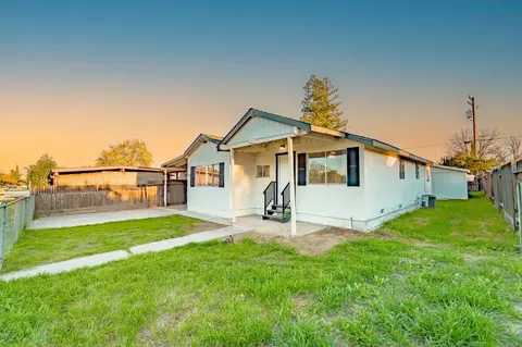 1104 Lassen Ave, Modesto, CA 95358 photo 3