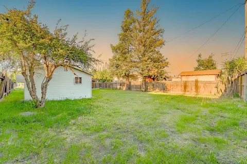 1104 Lassen Ave, Modesto, CA 95358 photo 24