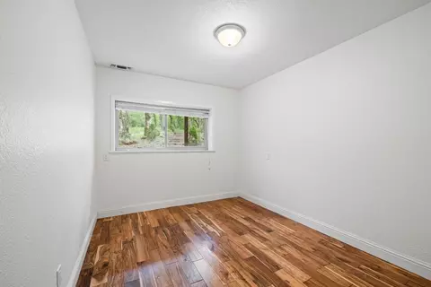 Bedroom - 5144 Reservation Rd, Placerville, CA 95667 photo 5 of 8