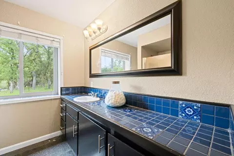 Bath - 5144 Reservation Rd, Placerville, CA 95667 photo 10 of 11