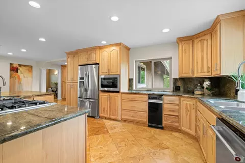 Kitchen - 5144 Reservation Rd, Placerville, CA 95667 photo 3 of 8