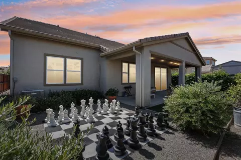 2271 Tennis Ln, Tracy, CA 95377 photo 1