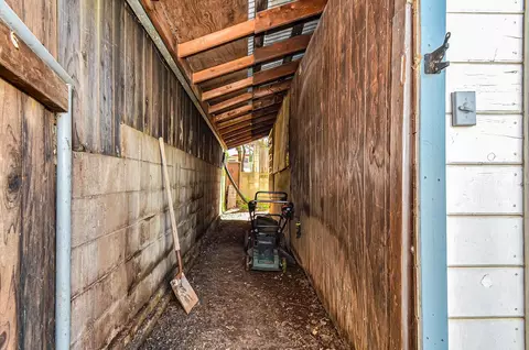 208 E Main St, Ione, CA 95640 photo 32
