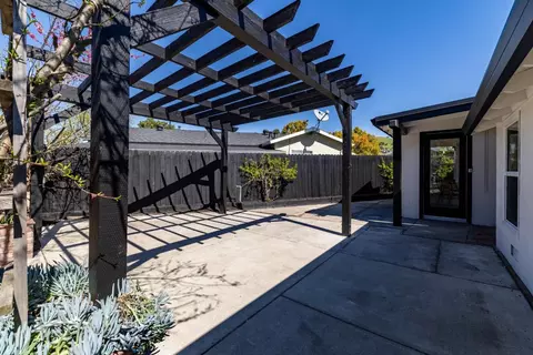 2411 Stokes, Pinole, CA 94564 photo 31