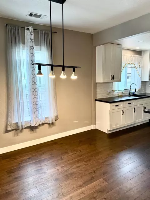 Dining - 212 4th St, Turlock, CA 95380 photo 1 of 1