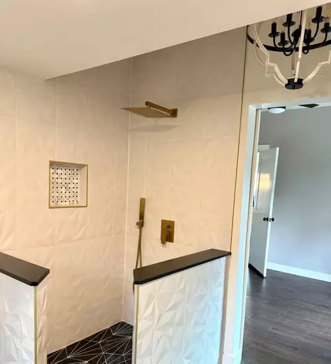 Bath - 212 4th St, Turlock, CA 95380 photo 2 of 2