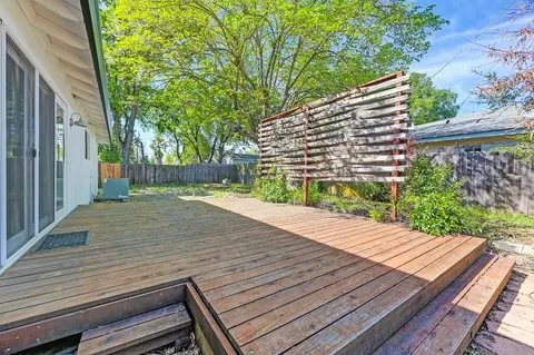 Exterior - 3125 Colorado St, Carmichael, CA 95608 photo 7 of 11
