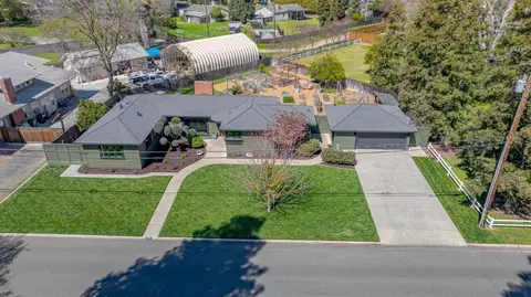 View/Area - 1265 E Main St, Turlock, CA 95380 photo 4 of 5