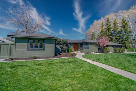 Exterior - 1265 E Main St, Turlock, CA 95380 photo 8 of 18