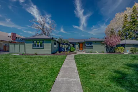 Exterior - 1265 E Main St, Turlock, CA 95380 photo 2 of 18