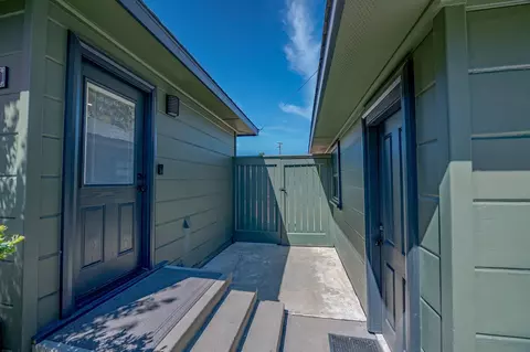 Exterior - 1265 E Main St, Turlock, CA 95380 photo 11 of 18