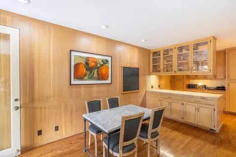 Dining - 300 Alice St, Modesto, CA 95354 photo 2 of 3
