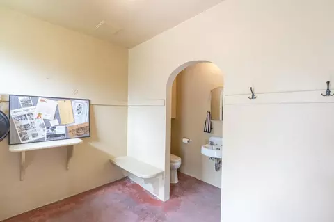 Bath - 300 Alice St, Modesto, CA 95354 photo 6 of 6