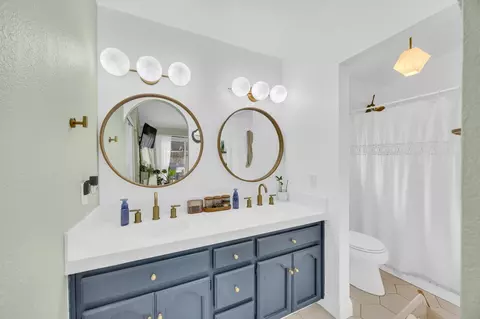 Bath - 4120 Cedar Meadow Dr, Antelope, CA 95843 photo 3 of 5