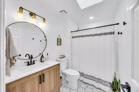 Bath - 4120 Cedar Meadow Dr, Antelope, CA 95843 photo 1 of 5
