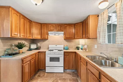 809 Colorado Ave, Modesto, CA 95351 photo 11