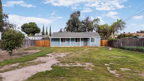809 Colorado Ave, Modesto, CA 95351 photo 2