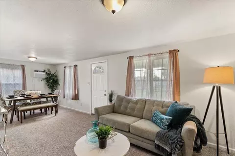 809 Colorado Ave, Modesto, CA 95351 photo 6