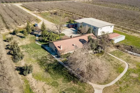 View/Area - 1842 E Taylor Rd, Ceres, CA 95307 photo 5 of 7