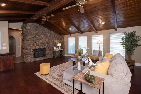 Living - 1842 E Taylor Rd, Ceres, CA 95307 photo 5 of 6